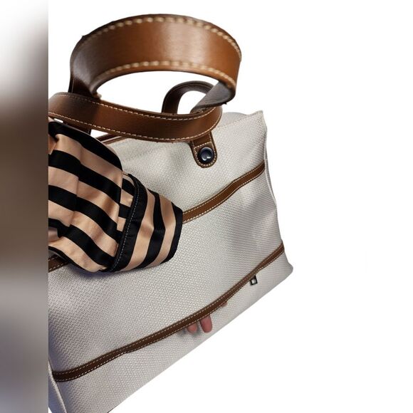 Delsey Paris - Picture 13 of 16